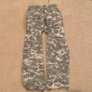 Army acu uniform trouser pants x small digital camp print excellent condition